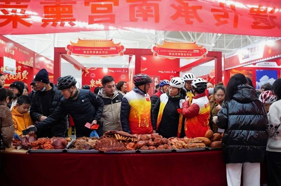 年货起势小包装预制菜走红即时零售与健康低度酒出圈PG麻将胡了试玩平台九天长假商场安静人更会买理性(图6)